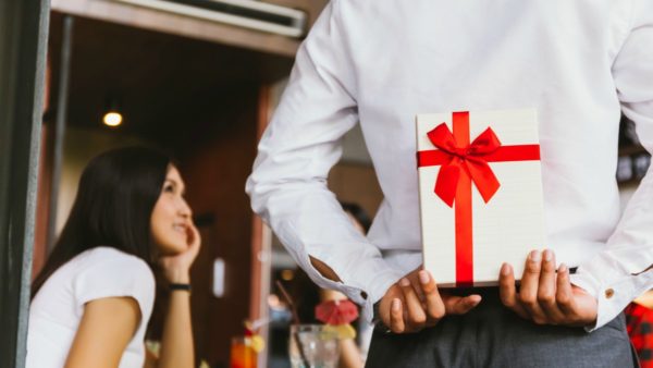 Before you start holiday shopping, do this to hide your gift purchases