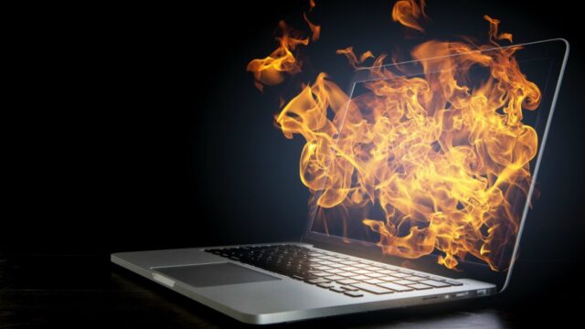 HP recalls laptops for overheating batteries