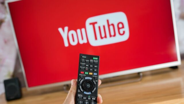 YouTube now offers a live TV streaming service