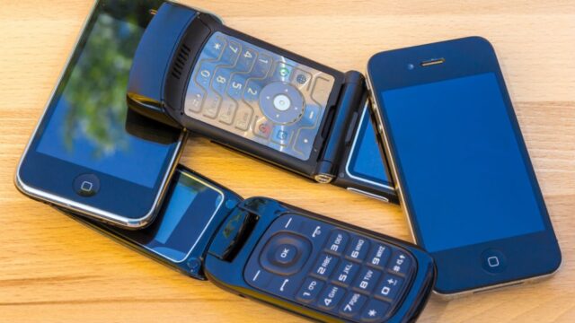 Sell your old cellphone for big bucks