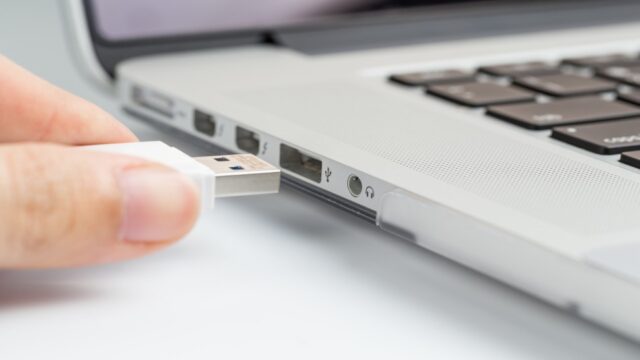 Safely erase your old flash drive