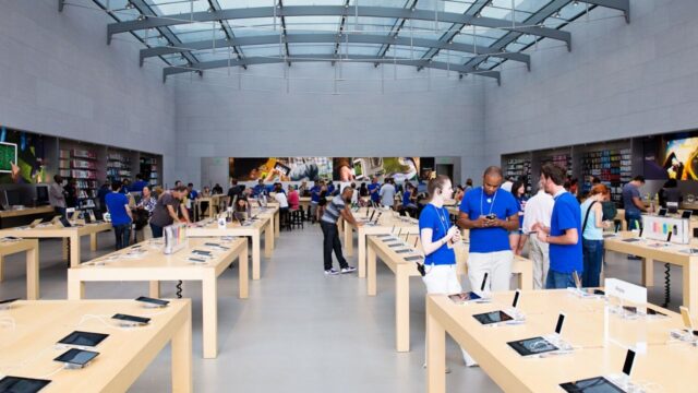 apple store with customers