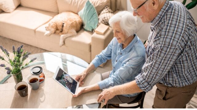 Caring for an aging relative? Guide to tech that can help