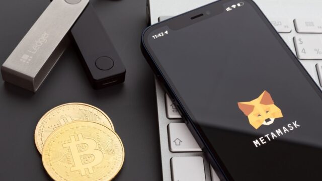 cryptocurrency wallet app and hardware wallet