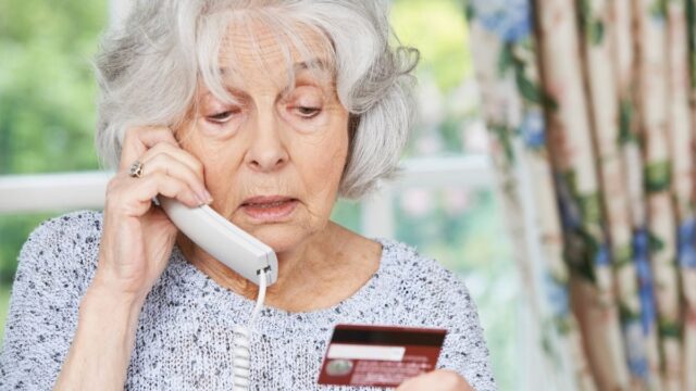 Scammer arrested after grandma spots his tricks - Here's what tipped her off