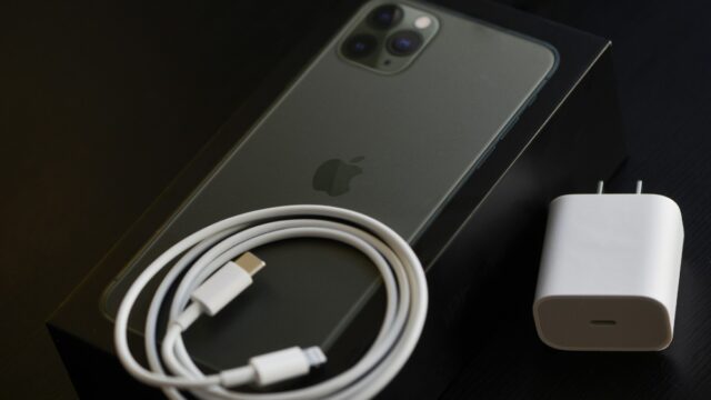 How to charge your iPhone much more quickly