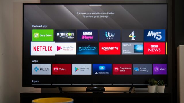 How to control your smart TV with your voice