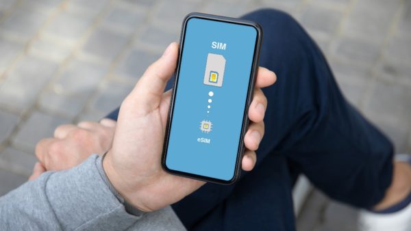 Traveling internationally? Check if your phone takes an eSIM