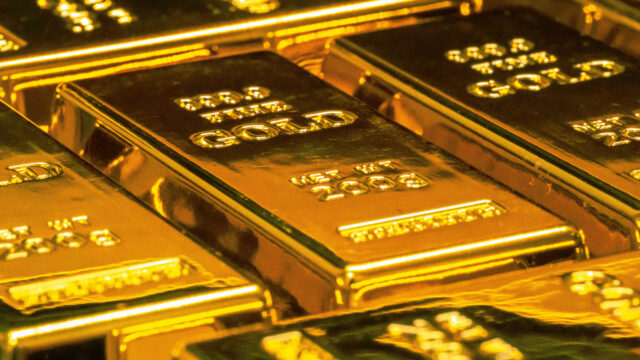 Gold grifters: The people behind a massive new scam operation